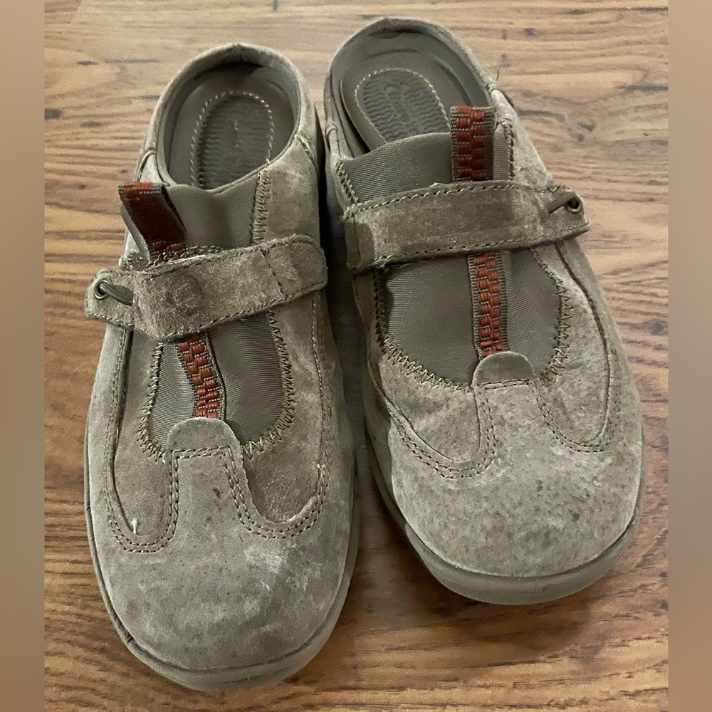 BareTraps Taupe Suede like  Slip-On with Rust Stitching